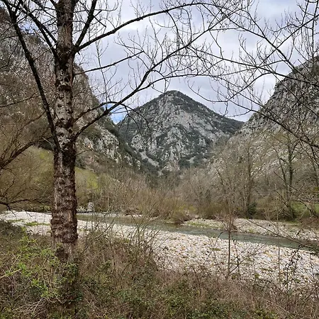 Chalet El Refugio De Julia Mier